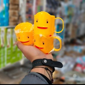 كوب بلاستيك بطوط